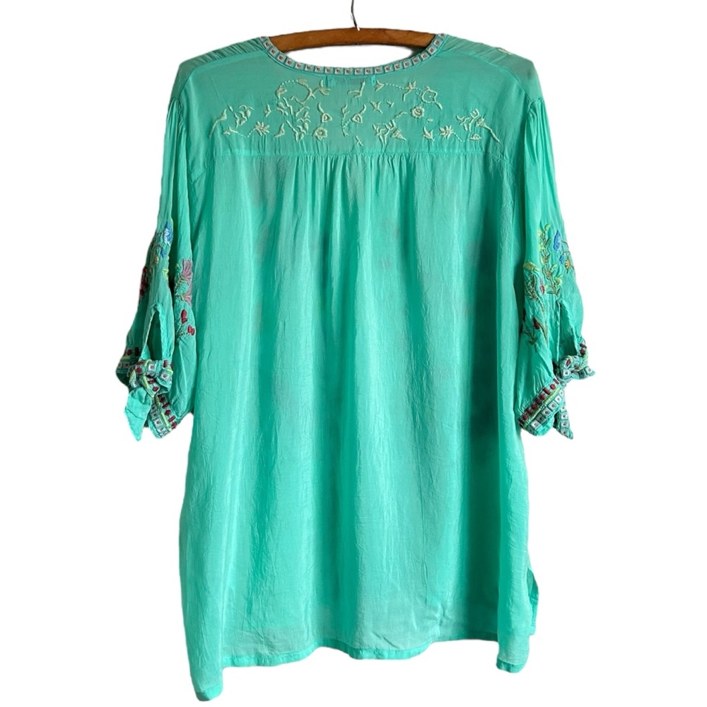 Johnny Was Cosette Blue Floral Embroidered Blouse Womens L - Picture 2 of 5
